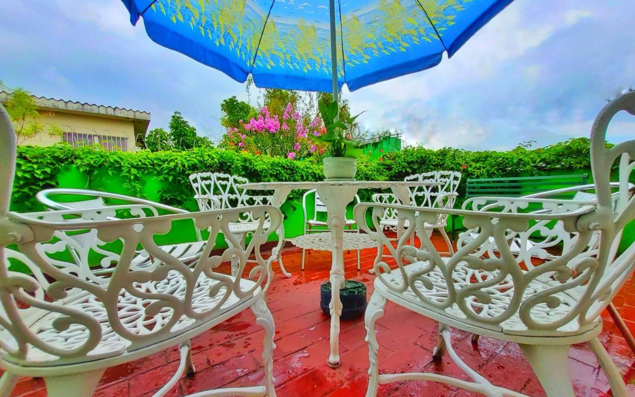 Hotel Oasis San Salvador Extérieur photo