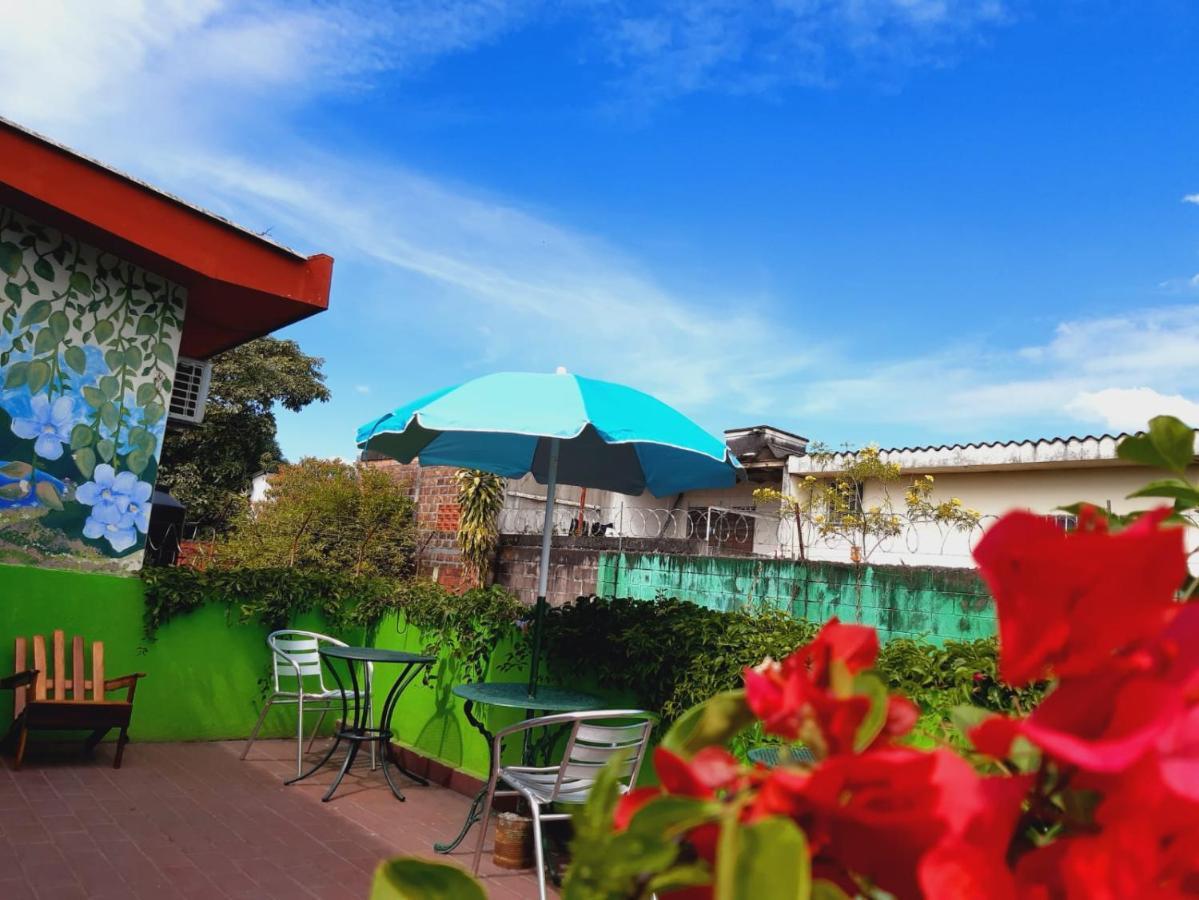 Hotel Oasis San Salvador Extérieur photo