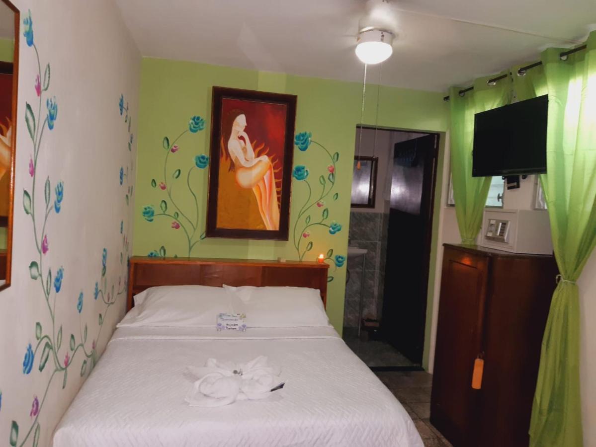 Hotel Oasis San Salvador Extérieur photo