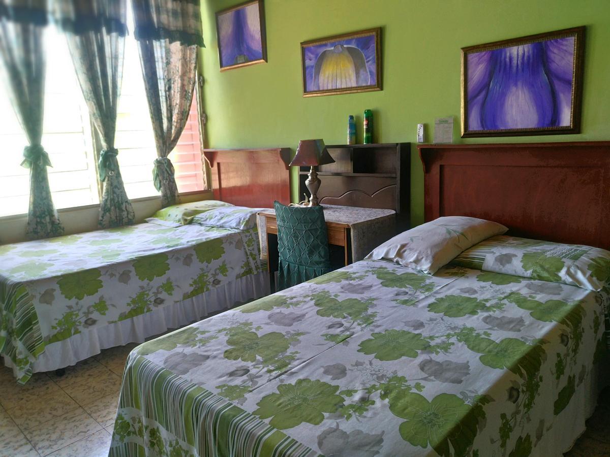 Hotel Oasis San Salvador Extérieur photo