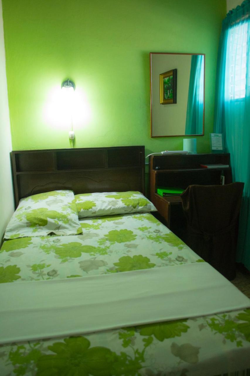 Hotel Oasis San Salvador Extérieur photo