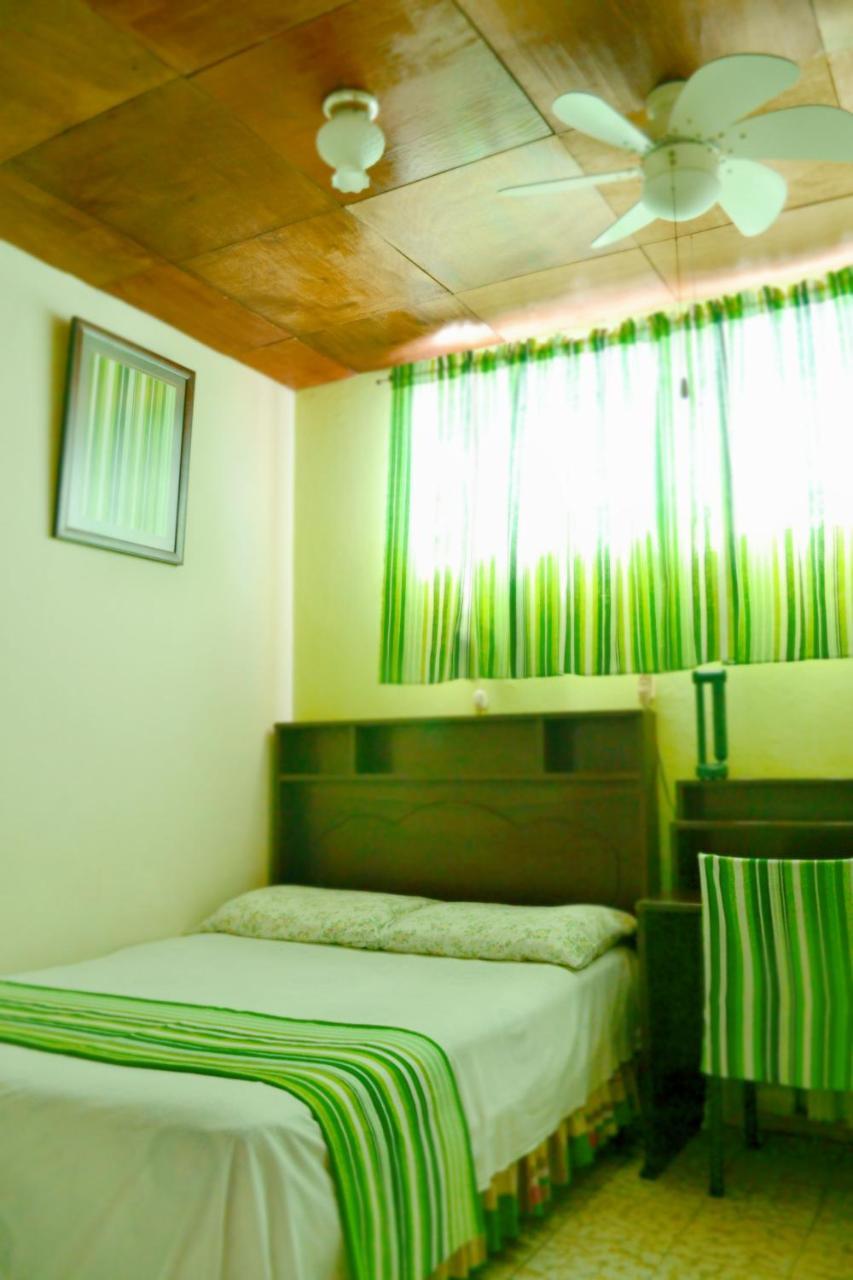 Hotel Oasis San Salvador Extérieur photo
